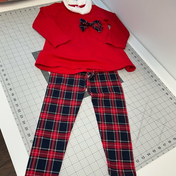 Good Lad Christmas Set Girls 5 Y Red Sweater And Plaid Leggings Fuzzy Collar - Picture 4 of 6